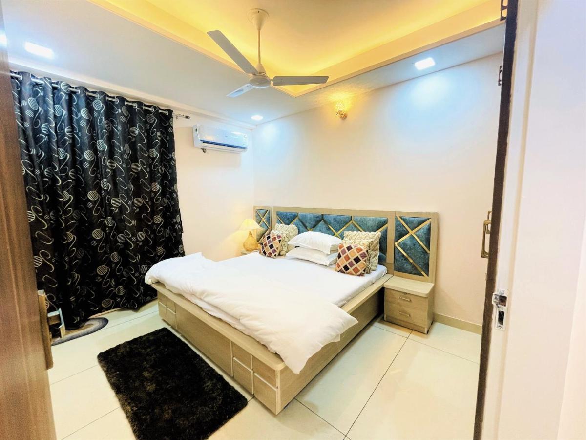 Airport Bliss Apartment+Balcony & Netflix + Prime Jaipur Extérieur photo