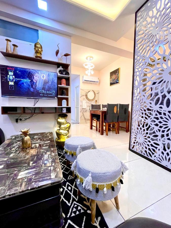 Airport Bliss Apartment+Balcony & Netflix + Prime Jaipur Extérieur photo